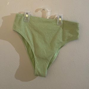 Bottom Bathing Suit High Waist very Comfortable.